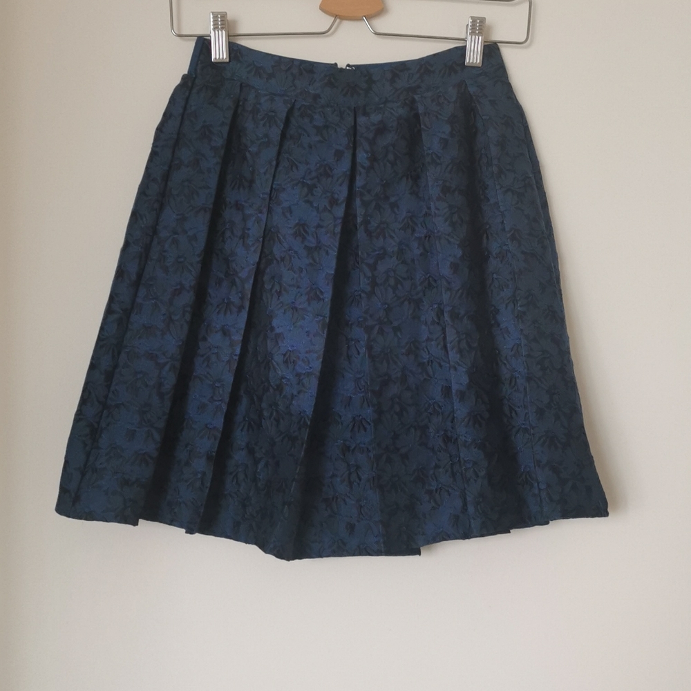 Jacquard Skirt Size S
